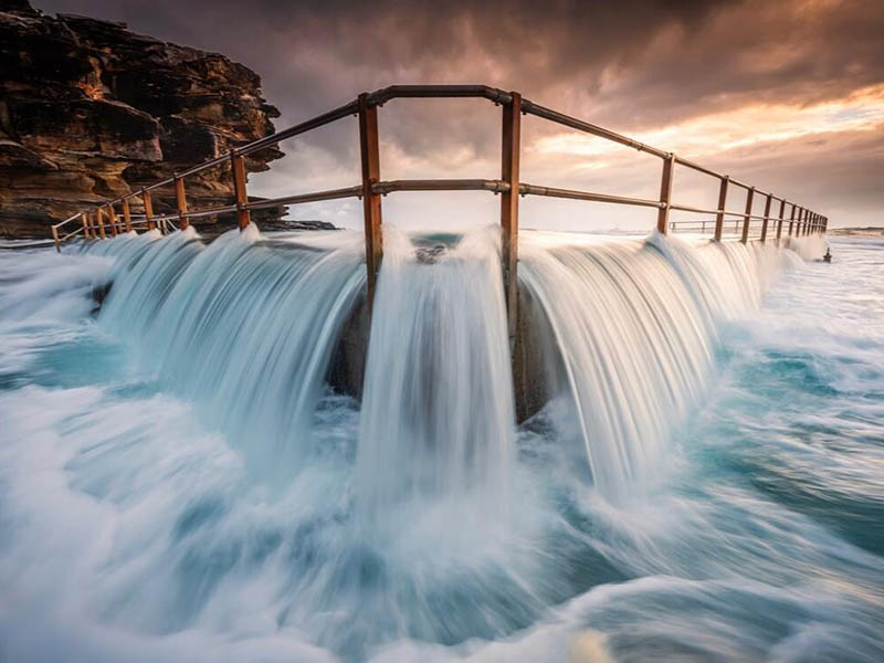 游泳池的水質檢測ph標準是多少(游泳池的ph值高怎么調節)